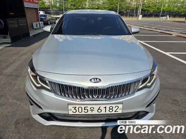 Kia K5 2.0 Luxury 2019