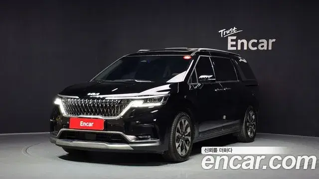 Kia Carnival Gasoline 9-Seater Signature 2023