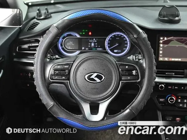 Kia Niro 1.6 HEV Prestige 2019 — фото 13