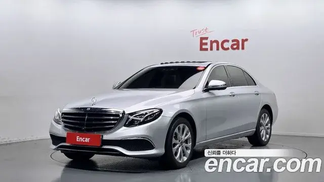 Mercedes-Benz E-Class E300 4MATIC Exclusive 2020