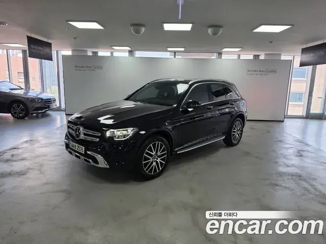 Mercedes-Benz GLC-Class GLC300e 4MATIC 2021