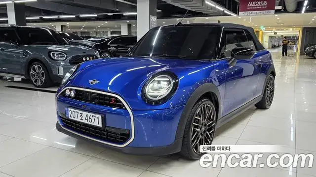 Mini Cooper Convertible Favoured 2025