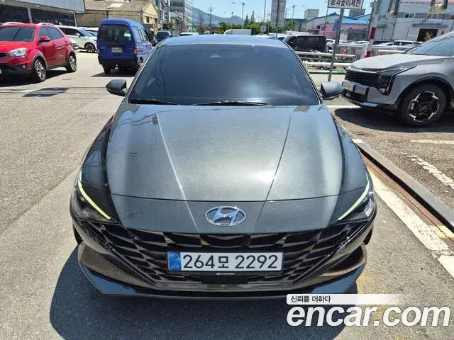 Hyundai AVANTE Modern 2021