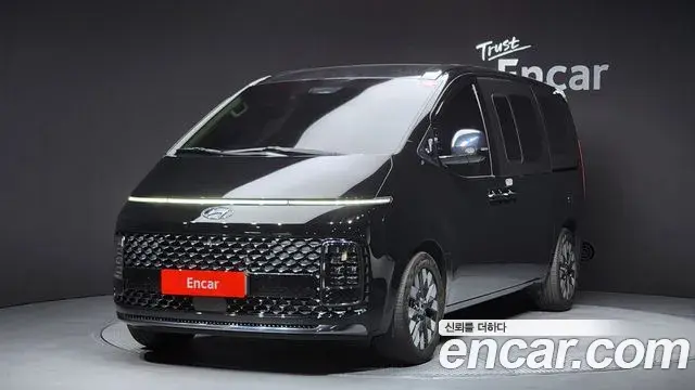 Hyundai Staria Lounge 9-Seater Inspiration 2023