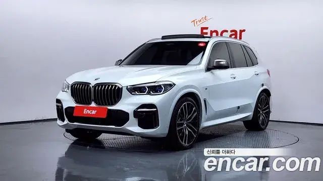 BMW X5 M50i 2022