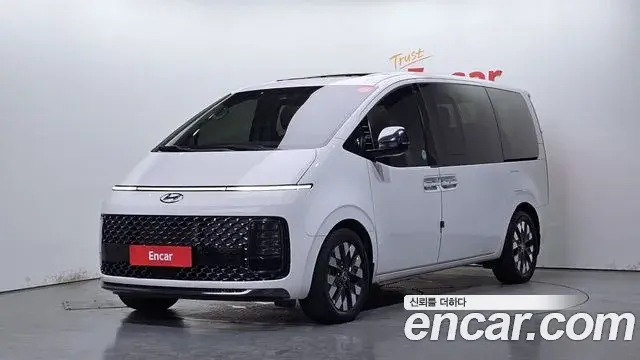 Hyundai Staria Lounge 9-Seater Inspiration 2022