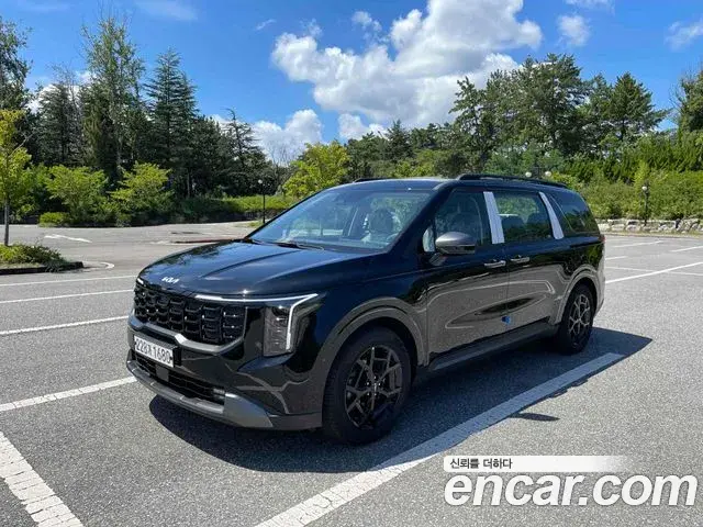 Kia Carnival Diesel 9-Seater Gravity 2024