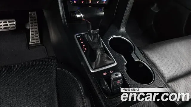 Kia Sportage Diesel 2.0 2WD Luxury 2019 — фото 9