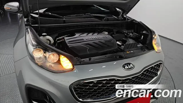 Kia Sportage Diesel 2.0 2WD Luxury 2019 — фото 6
