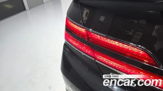 Genesis G90 3.8 AWD Luxury 2019 — фото 23