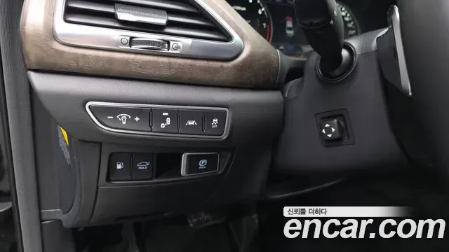 Genesis G90 3.8 AWD Luxury 2019 — фото 29