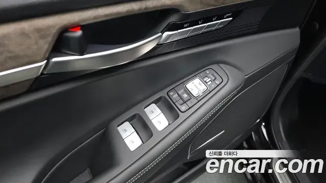 Genesis G90 3.8 AWD Luxury 2019 — фото 36