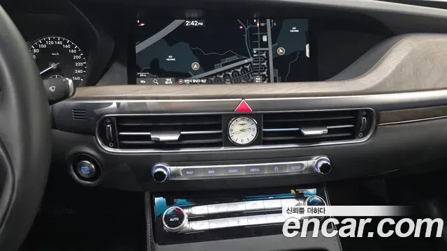 Genesis G90 3.8 AWD Luxury 2019 — фото 13