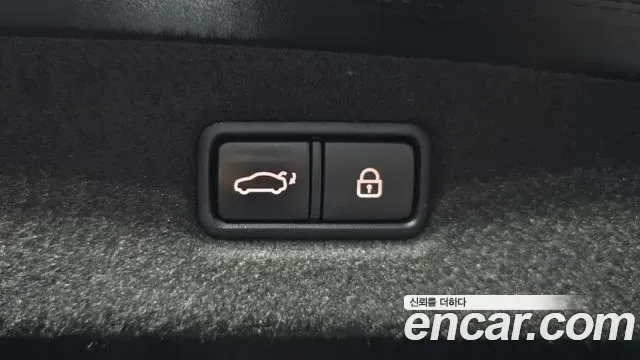 Genesis G90 3.8 AWD Luxury 2019 — фото 18