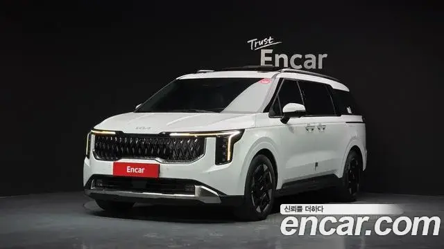 Kia Carnival Gasoline 9-Seater Signature 2024