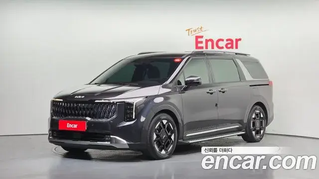 Kia Carnival Diesel 7-Seater Signature 2024