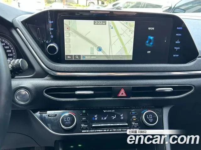 Hyundai Sonata 2.0 Premium 2020 — фото 12