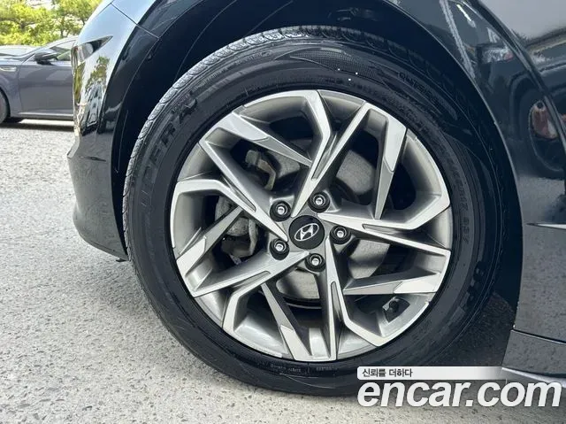 Hyundai Sonata 2.0 Premium 2020 — фото 19