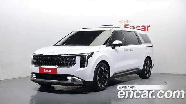 Kia Carnival Diesel 7-Seater Signature 2024