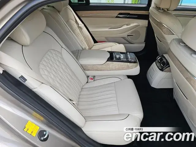 Genesis G90 3.8 AWD Premium Luxury 2021