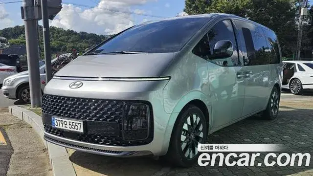 Hyundai Staria Lounge 9-Seater Inspiration 2024