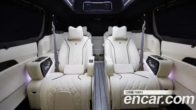 Kia Carnival Gasoline 9-Seater Hi Limousine (7-seater Limousine(Special vehicle) 2026