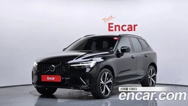 Volvo XC60 B6 R-Design 2022