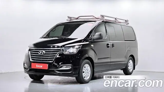 Hyundai Starex Van 5-Seater Modern 2019