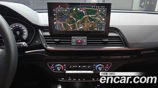 Audi Q5 45 TFSI Quattro Premium 2021 — фото 17