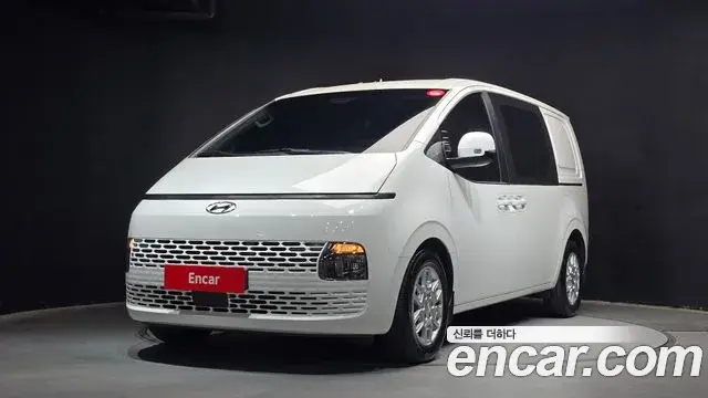 Hyundai Staria Cargo 5-Seater Modern 2022