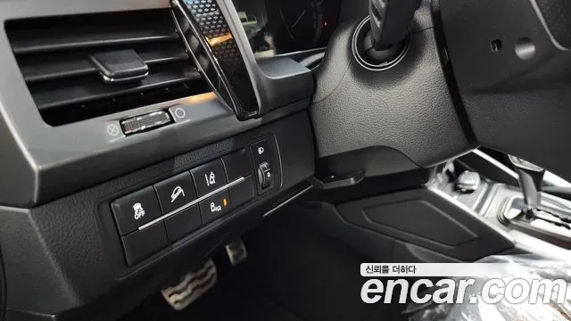 SsangYong Rexton Diesel 2.2 4WD Prestige 2021 — фото 27