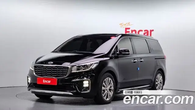 Kia Carnival 9-Seater Noblesse 2019