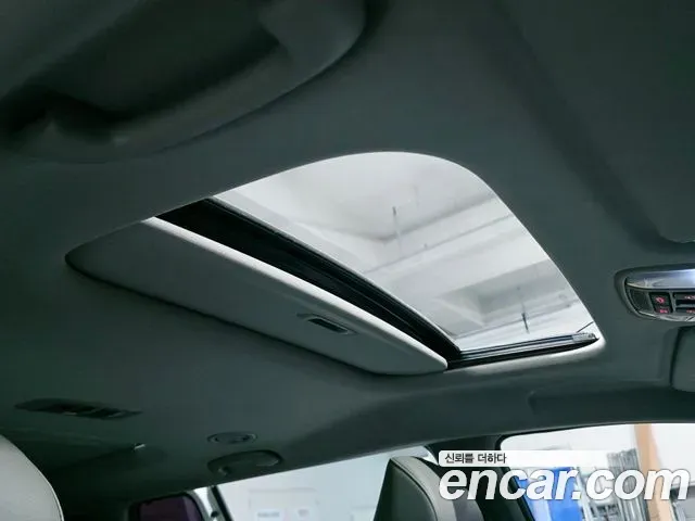 Kia Carnival 9-Seater Prstige 2020 — фото 17