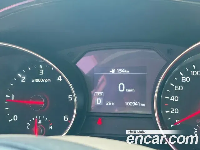 Kia Carnival 9-Seater Prstige 2020 — фото 15