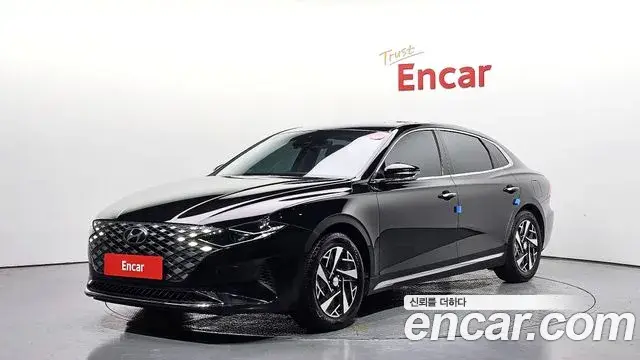 Hyundai Grandeur Premium 2022