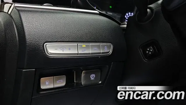 Kia K9 3.8 GDI AWD PlatinumⅡ 2019 — фото 13