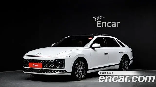 Hyundai Grandeur Premium 2023