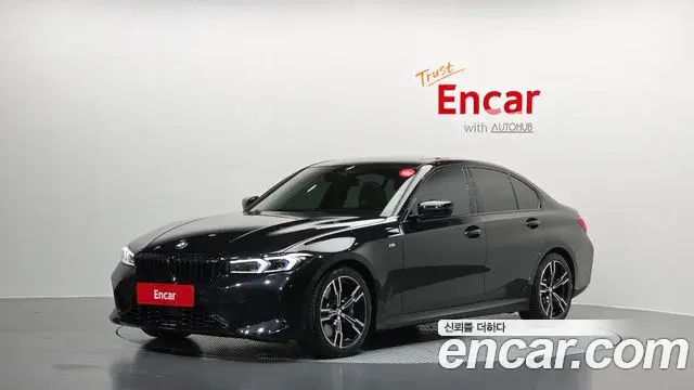 BMW 3-Series 320i M Sport 2025
