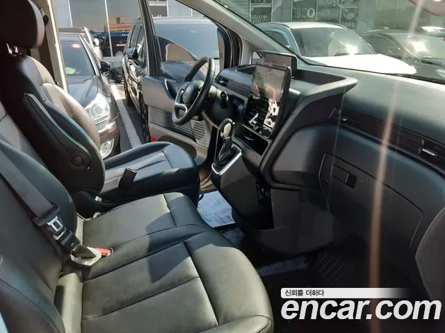 Hyundai Staria Cargo 3-Seater Modern 2023 — фото 8