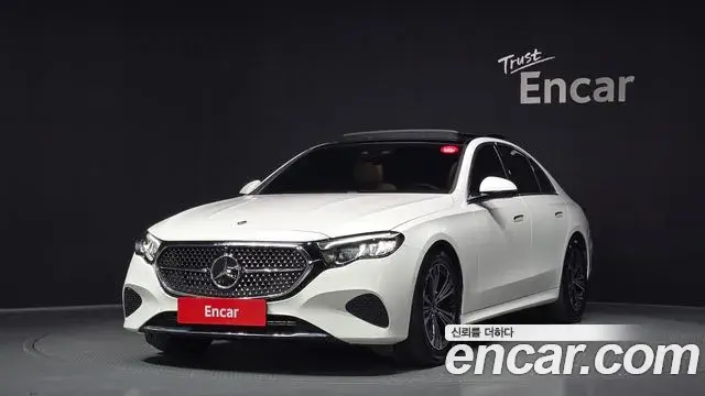 Mercedes-Benz E-Class E200 Avantgarde 2025