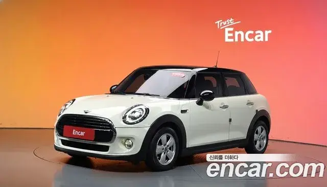 Mini Cooper 5Door Standard 3rd 2019