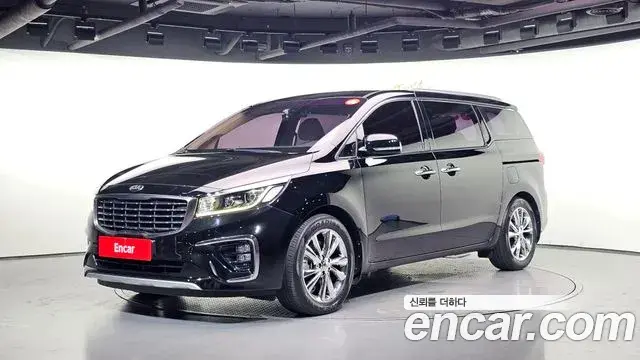 Kia Carnival Gasoline 7-Seater Limousine VIP 2019