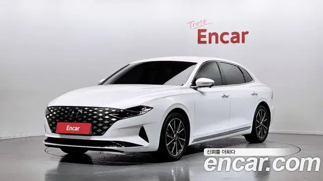 Hyundai Grandeur 2.5 Le Blanc 2022