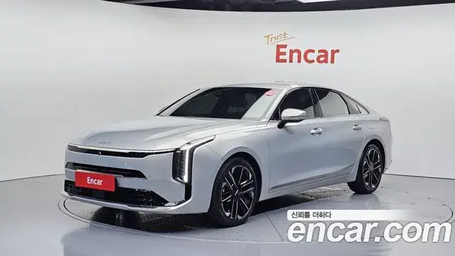 Kia K8 Signature 2025