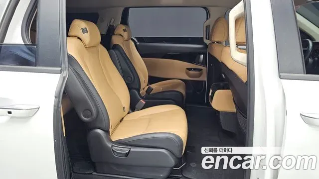 Kia Carnival Diesel 9-Seater Prestige 2021 — фото 11