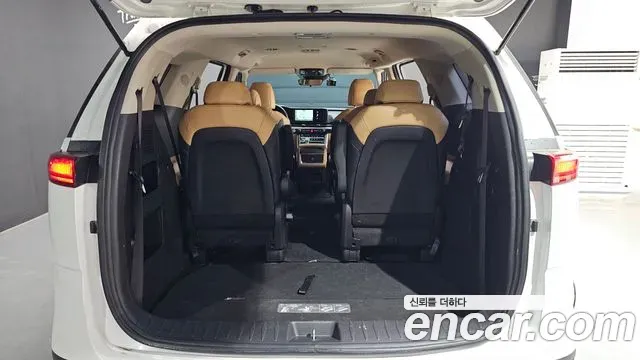 Kia Carnival Diesel 9-Seater Prestige 2021 — фото 20