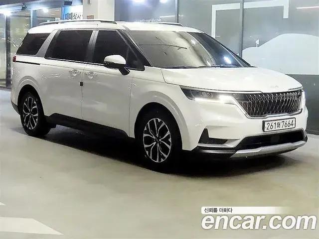 Kia Carnival 9-Seater Prestige 2022