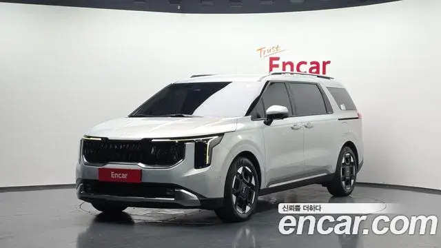 Kia Carnival Gasoline 9-Seater Signature 2024