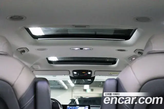 Kia Carnival Diesel 9-Seater Noblesse 2024