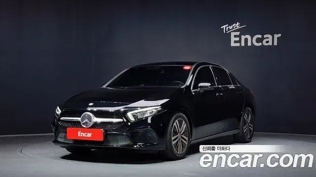 Mercedes-Benz A-Class A220 Sedan 2021